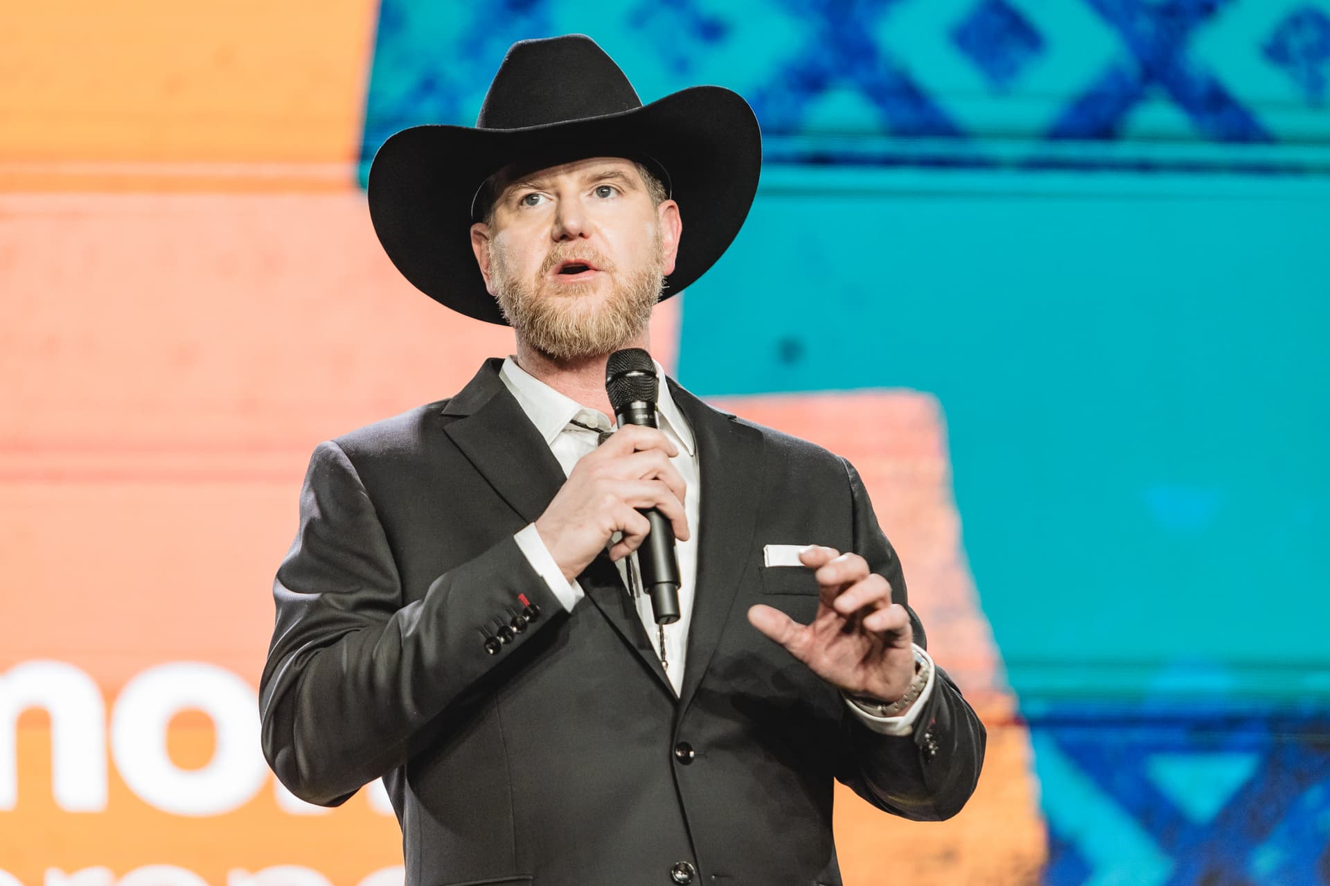 How to Hire an Event Photographer in Austin (10 Must-Ask Questions)